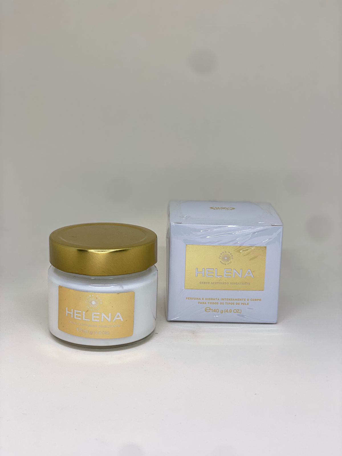 Creme Hidratante Acetinado Helena 140gr